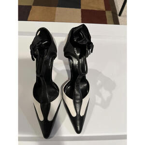 Newport News - Black and White Pointed Toe Heels - 6.5